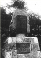 miejsca:1914:warminsko-mazurskie:plichta:archiwum:plichta-denkmal.png